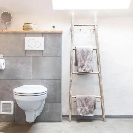 Lober's **** 度假居 *